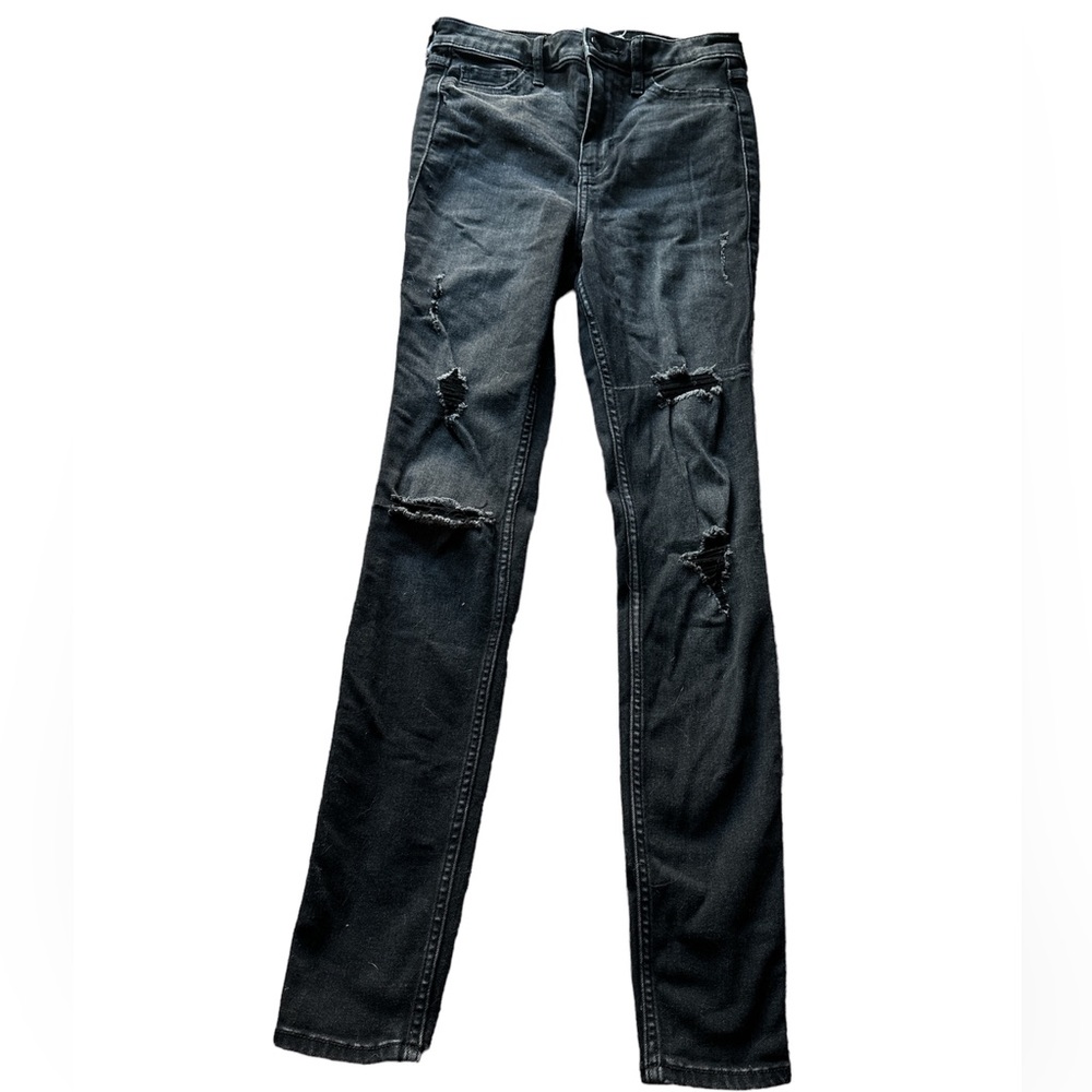 Hollister Black Distressed Skinny Jeans. Size 25” Wide x 28” Long.